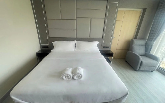 The 9 Residence Hotel