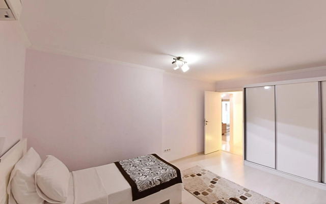 Royal Palm Residence