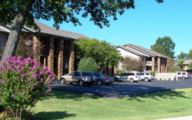 Branson Mo-pointe Royale # 62-5 4 Bedroom Condo