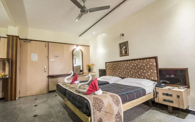 Hotel Aryaas