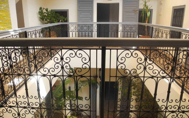 Riad Linda