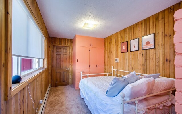 Eagle Rock Base Camp