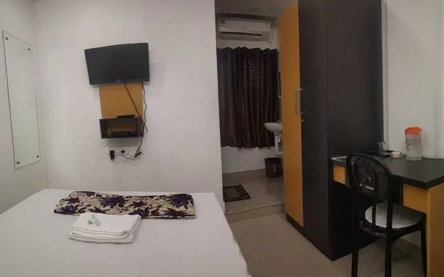 Green Line Residency