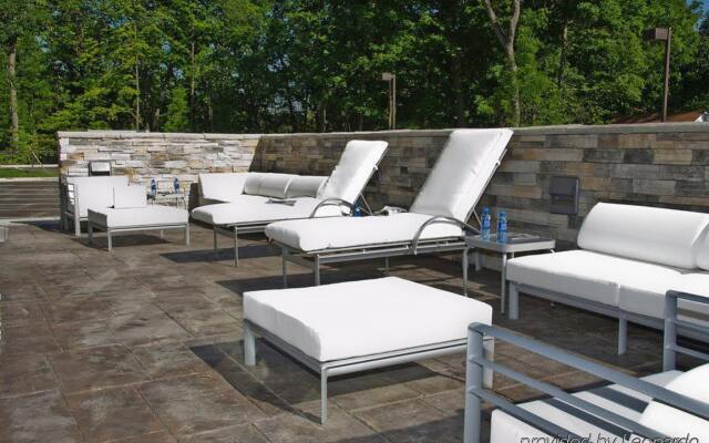 Holiday Inn Express & Suites Columbus - Easton Area by IHG