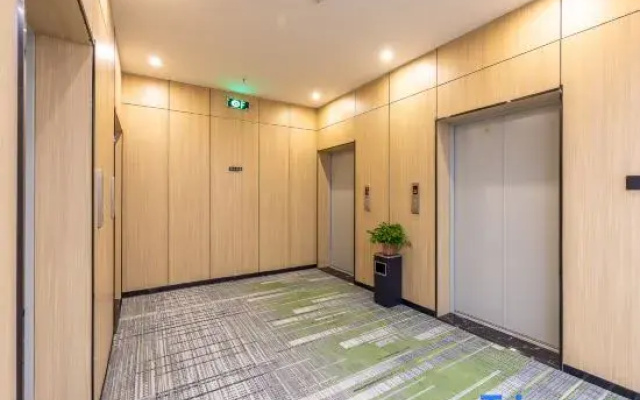 GreenTree Zhixuan Hotel (Lanzhou New Area Sheng Renminyiyuan)