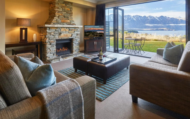 Platinum Queenstown Villas