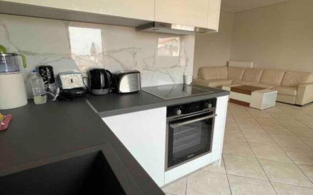 Spacious Apartment Nearby the Sea - 3 Bedrooms