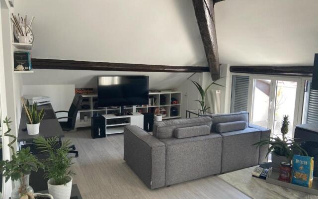 Rooftop Openspace With Balconies, Parking and bbq