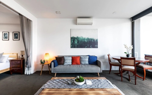 1 Bedroom Apartment in Prahran with Balcony