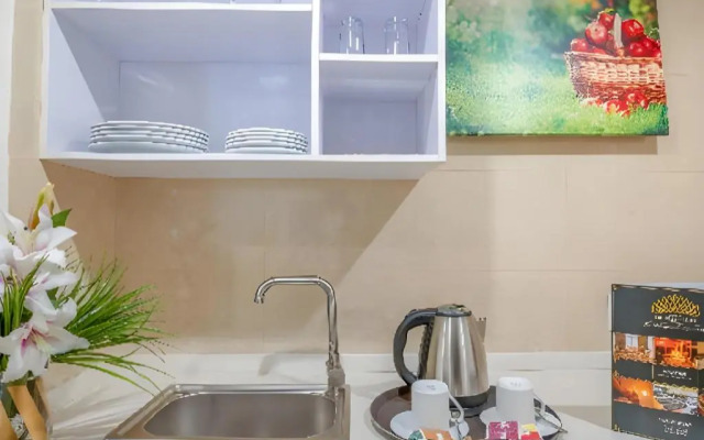 The Grand Palace Hotel