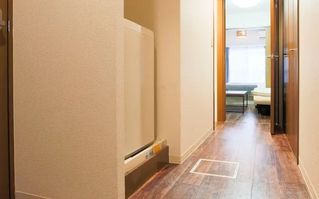 Grand Court Namba 401