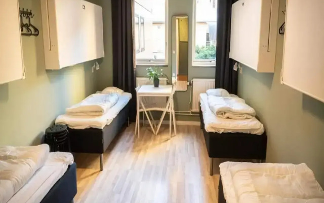 6 Person Holiday Park Home in Goteborg