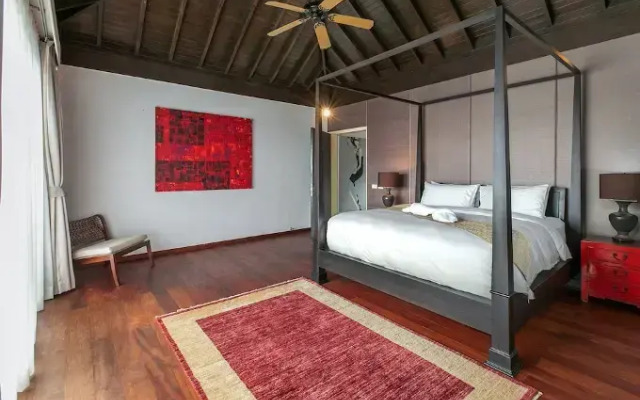 4-BR Seaview Villa at Surin Beach