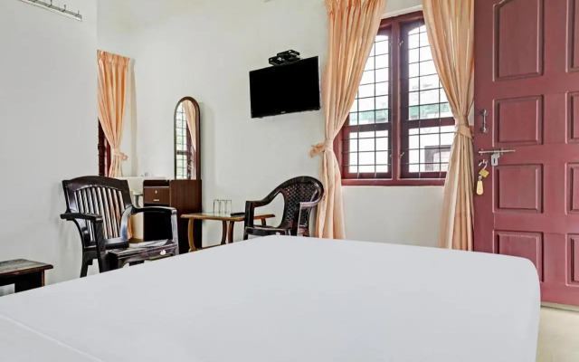 OYO Flagship 703709 Mankulam Misty Mountain View