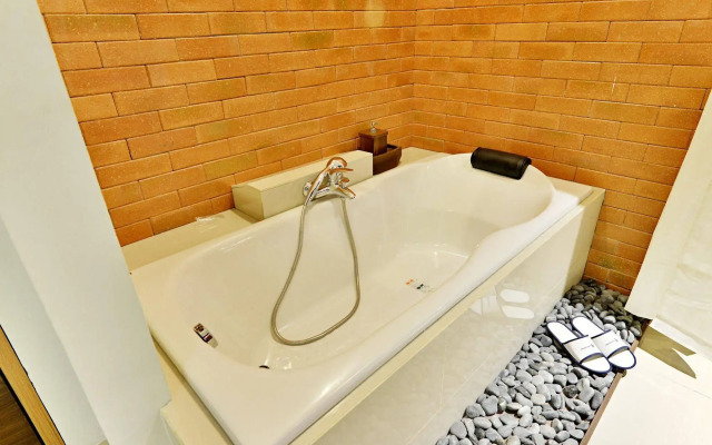ZEN Rooms Tangerang Binong
