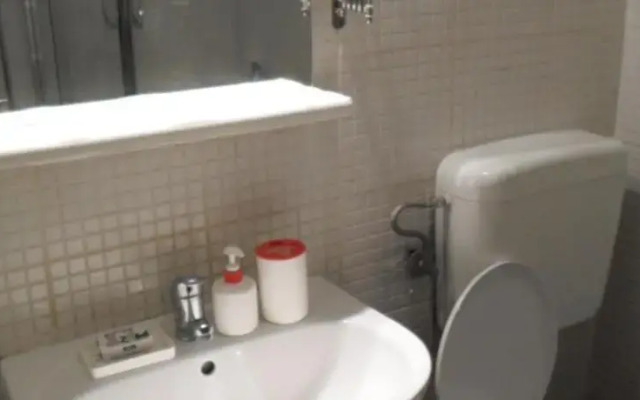Cismigiu Room