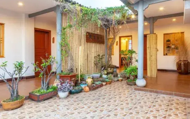 Chuxiong Yuyu Holiday Hotel