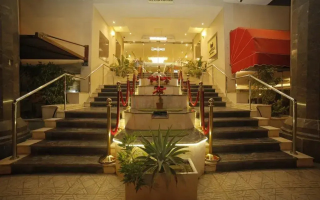 Lotaz hotel suites