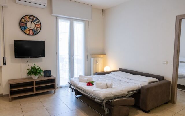 Large Filippini residence a few meters from the Arena
