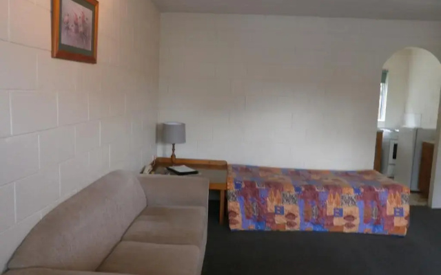 Aberdeen Court Apartments