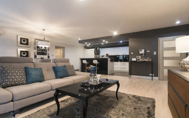 KrakowLiving - Skawinska Apartment