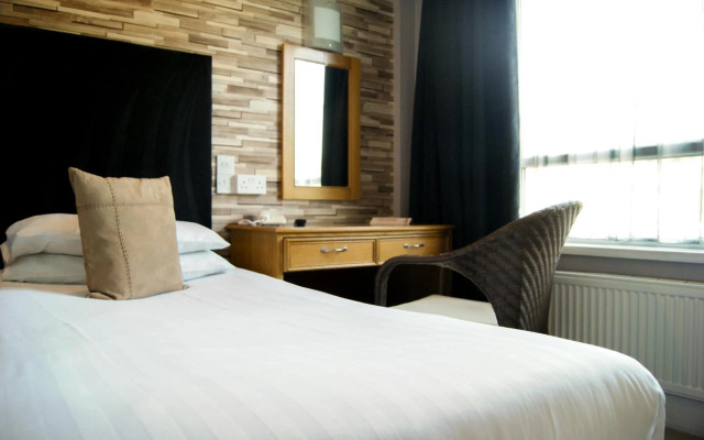 The Cumberland Hotel - OCEANA COLLECTION