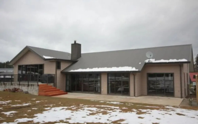 20 Rutherford Crescent