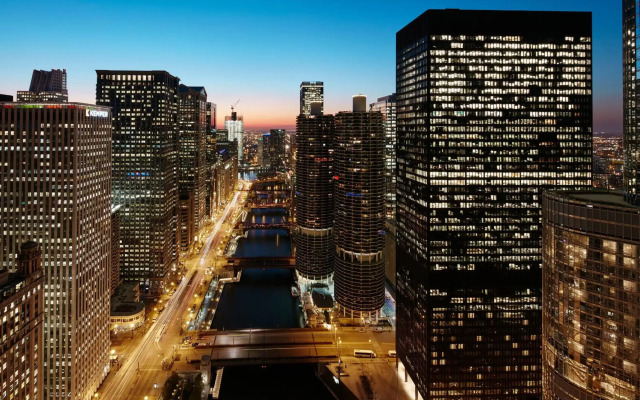 Central Loop Hotel