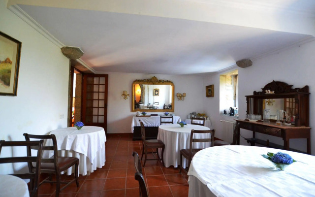 Casa dos Assentos de Quintiaes