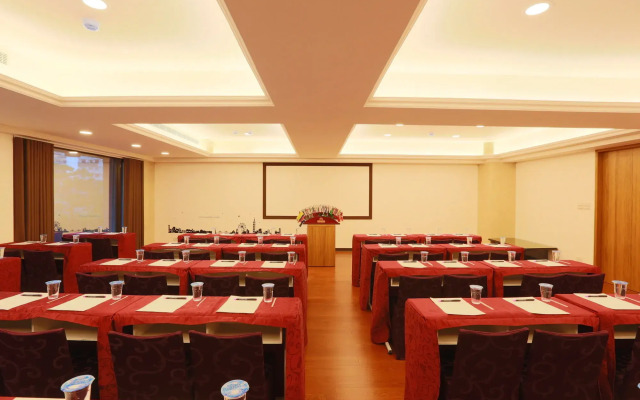 Happiness Inn Xinzhuang