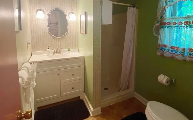 Family Farmhouse Inn