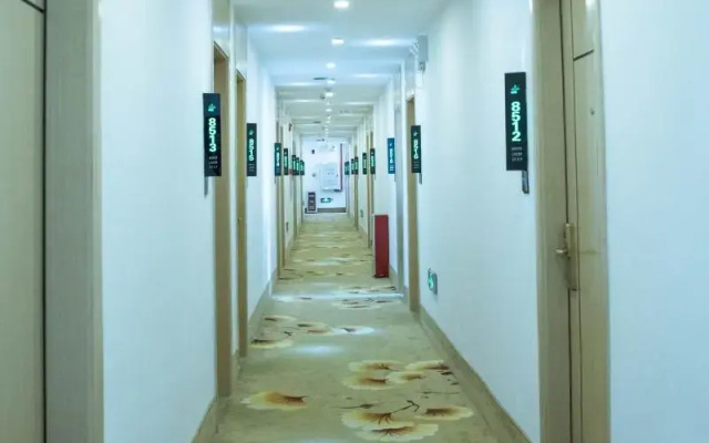GreenTree Alliance Guangzhou Huadu District Tuanjie Village Airport Hotel