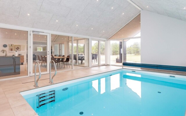 10 Person Holiday Home in Jerup