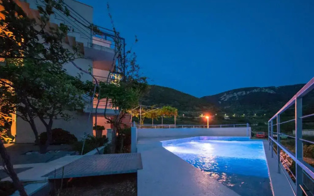 Apartments Zambarlin