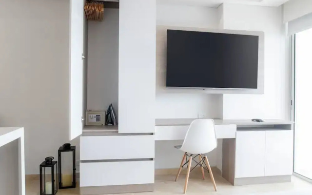 w Spectacular Loft With Balcony in Crespo