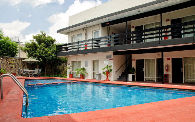 Hotel Expo Plaza Business and Family Guadalajara