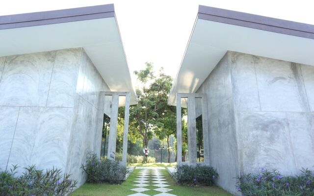 P loft Farm