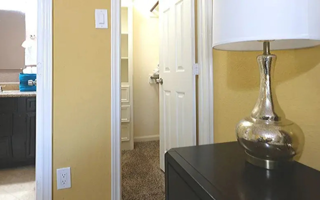 4Bdrm 2Bath 9Beds - 25mins to Downtown