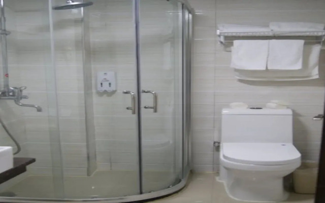 GreenTree Inn Jiangxi Xinyu Railway Station Square Express Hotel