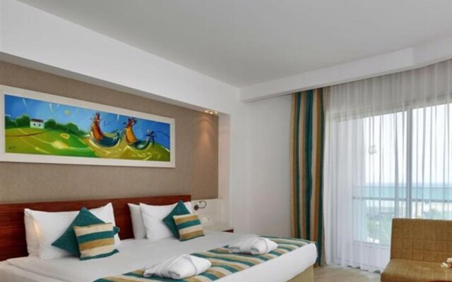 Sunis Evren Beach Resort Hotel & Spa