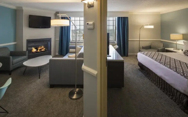 Crowne Plaza Pittsburgh South