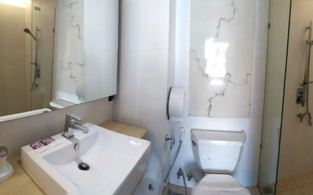 Atlantis Condo