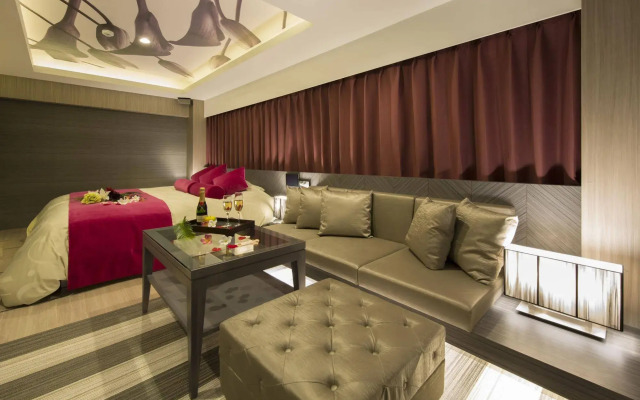 Hotel in the Green - Adults Only