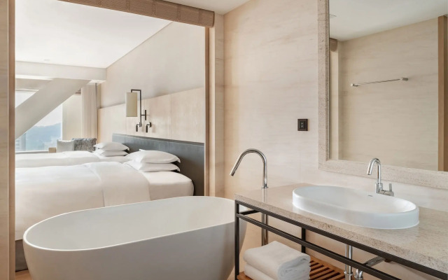 Taipei Marriott Hotel