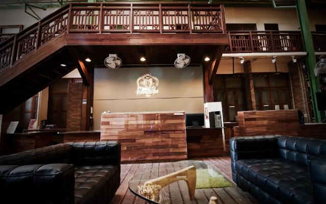 OYO 965 Art Hotel Sanamchai