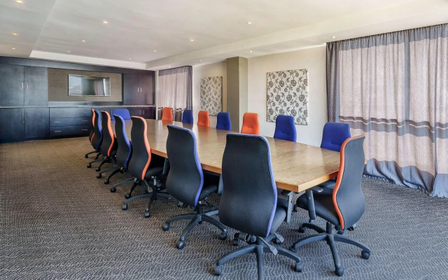 Protea Hotel by Marriott Lusaka Tower