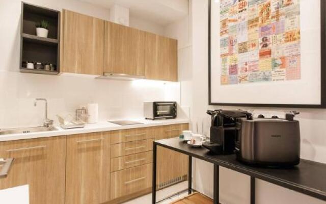 Chic and Cosy Flat in Plaka by UPSTREET