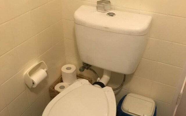 Cozy Marrickville Apartment Near Centre