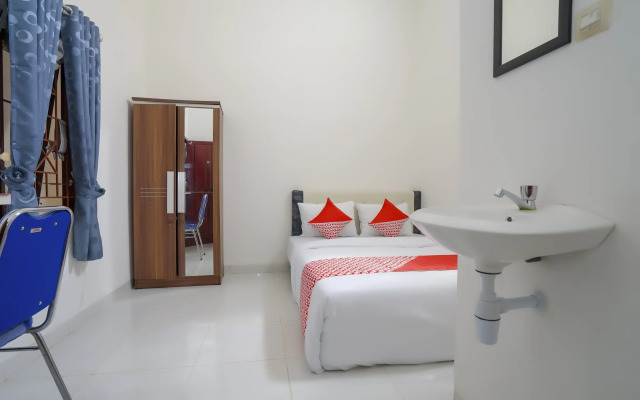 OYO 2933 Wisma Hiro Pertiwi