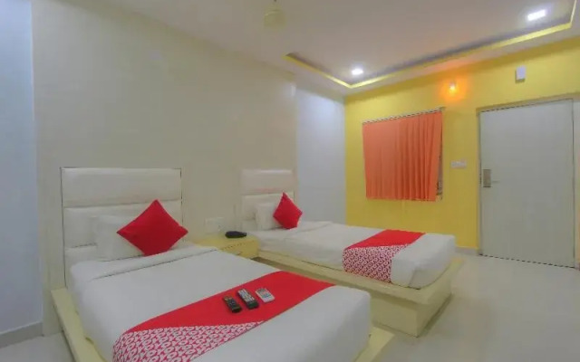 Capital O 15965 Hotel Nandi Gateway